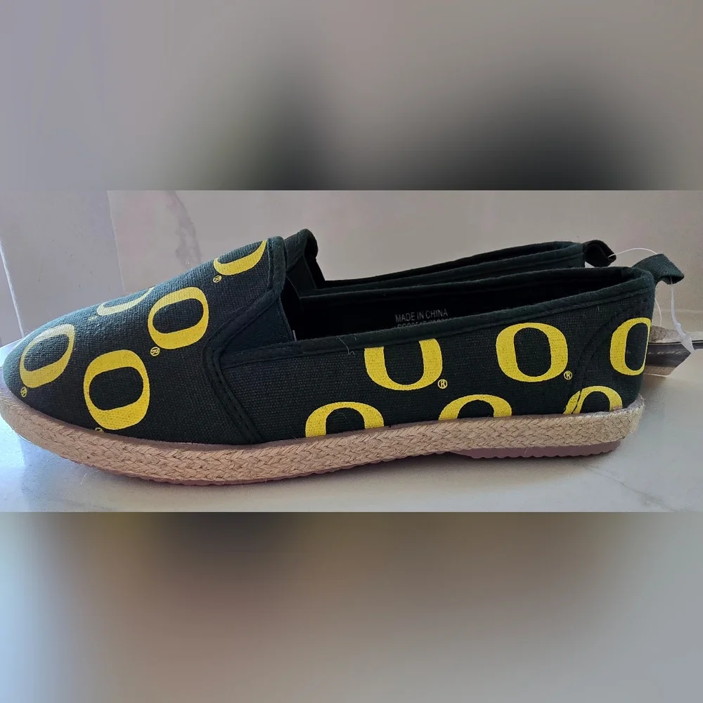 NCAA Women's Oregon Ducks Espadrille Canvas Slip On Shoes Large‎ New With Tag